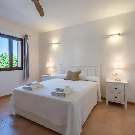 Cozy In Santa Malrgalida With Wifi